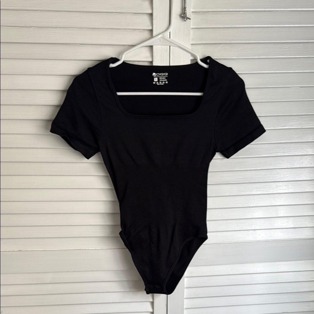 Black Short Sleeve Bodysuit
